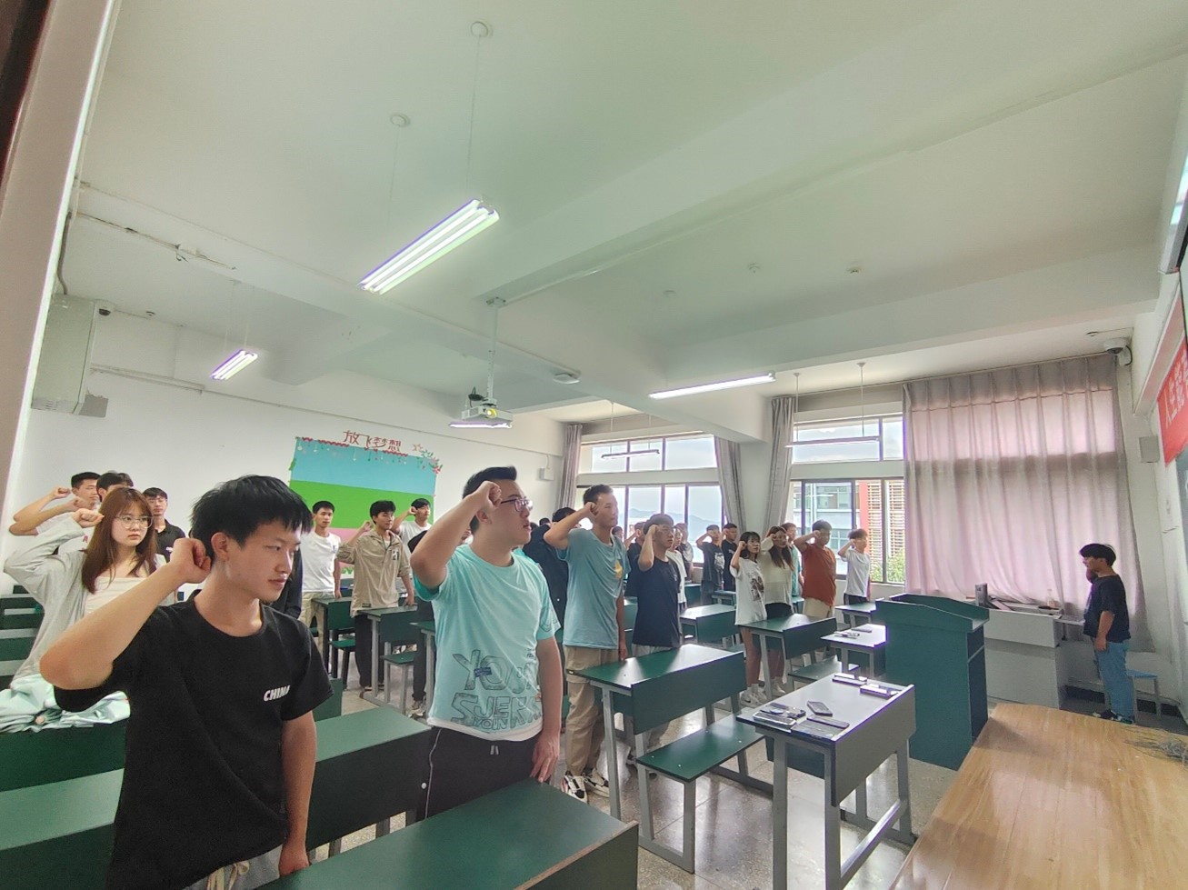 image2.jpg